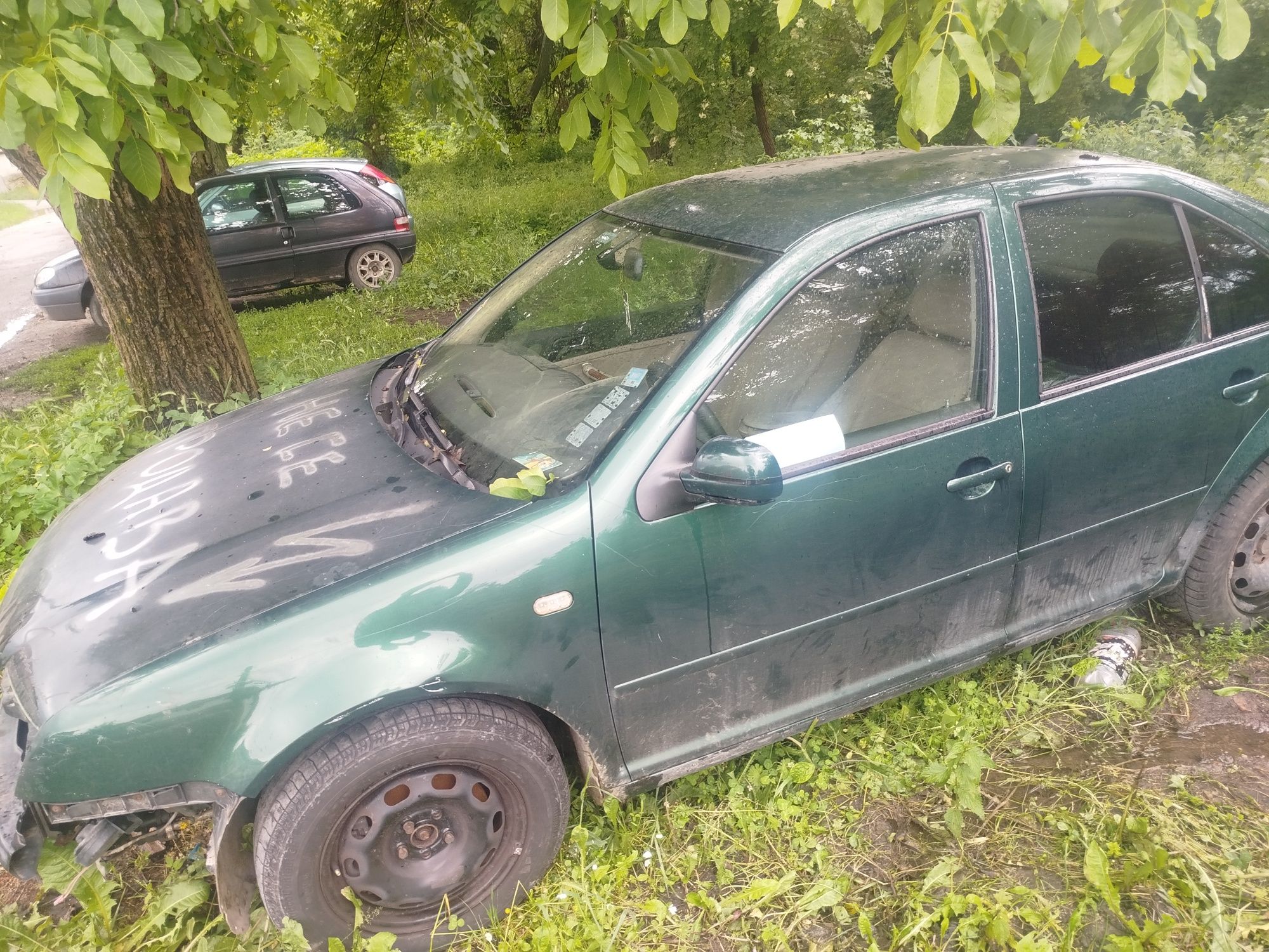 Vw bora 2.3 v5 на части
