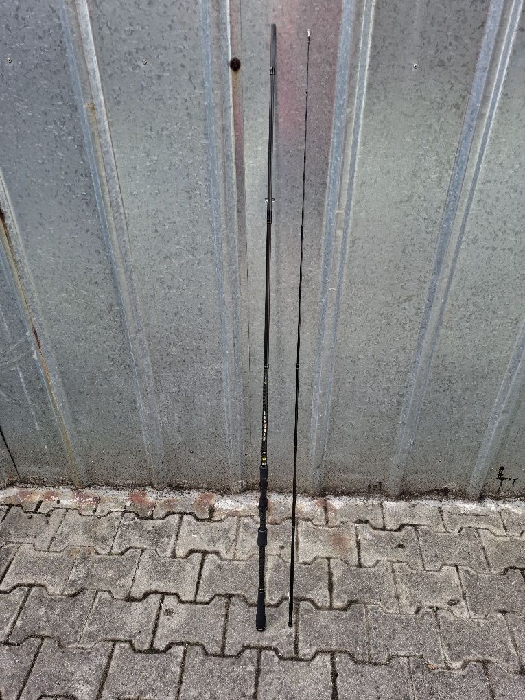 Спининг въдица на марката SPRO 2.90 m. 18-48GR