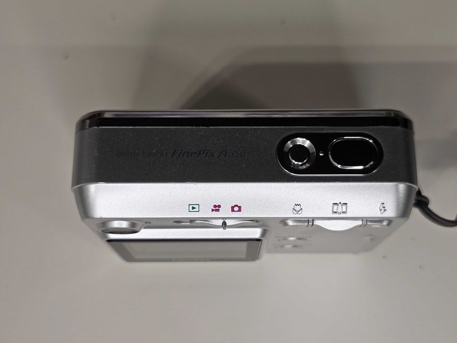 Aparat foto digital compact Fujifilm Finepix A350 5.2 MP 3xZoom