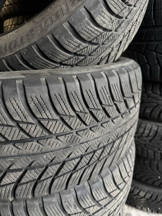 Anvelope Bridgestone iarna 225 45 18