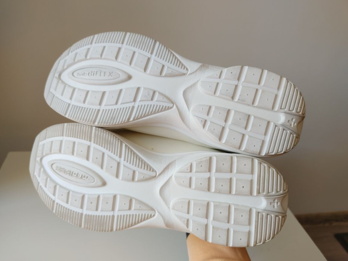Германские кожаные кроссовки Mediflex ортопедическая обувь Оригинал 44