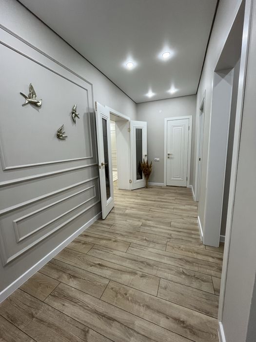 Продам 4 ком квартиру 145 кв м