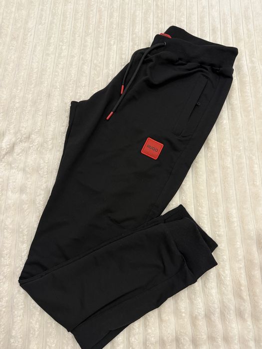 Чисто нов комплект на Hugo