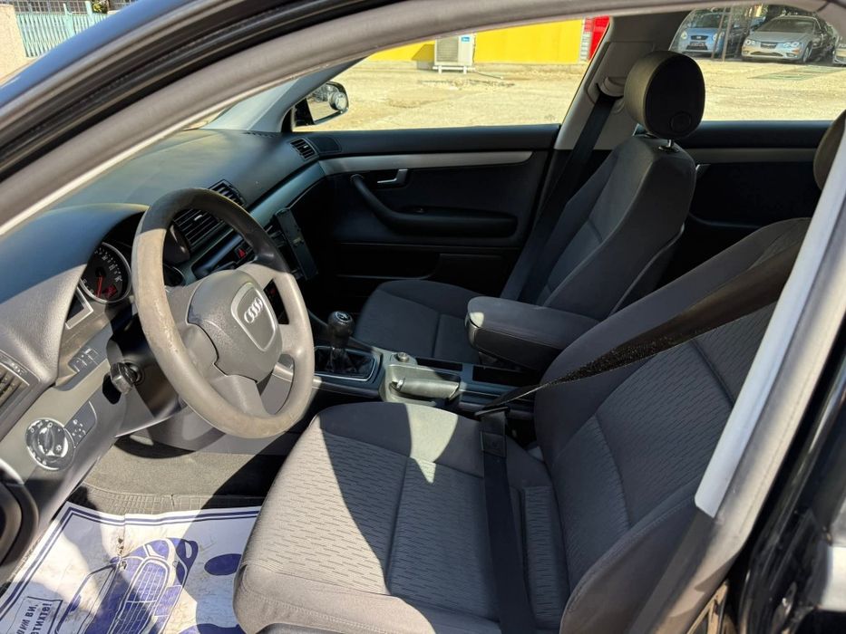 Продава се Ауди а4 б7