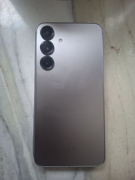 Vând samsung s 25 +