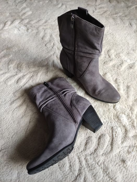 Tamaris кожени боти