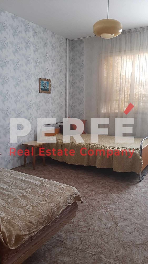 Продава се Двустаен апартамент в Бургас, Меден рудник - зона А - 65 кв.м за 1100 €/кв.м - Снимка #2