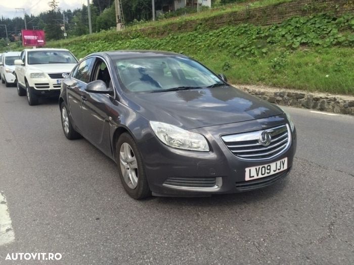 Dezmembrez Opel Insignia 2.0 cdti A20DT