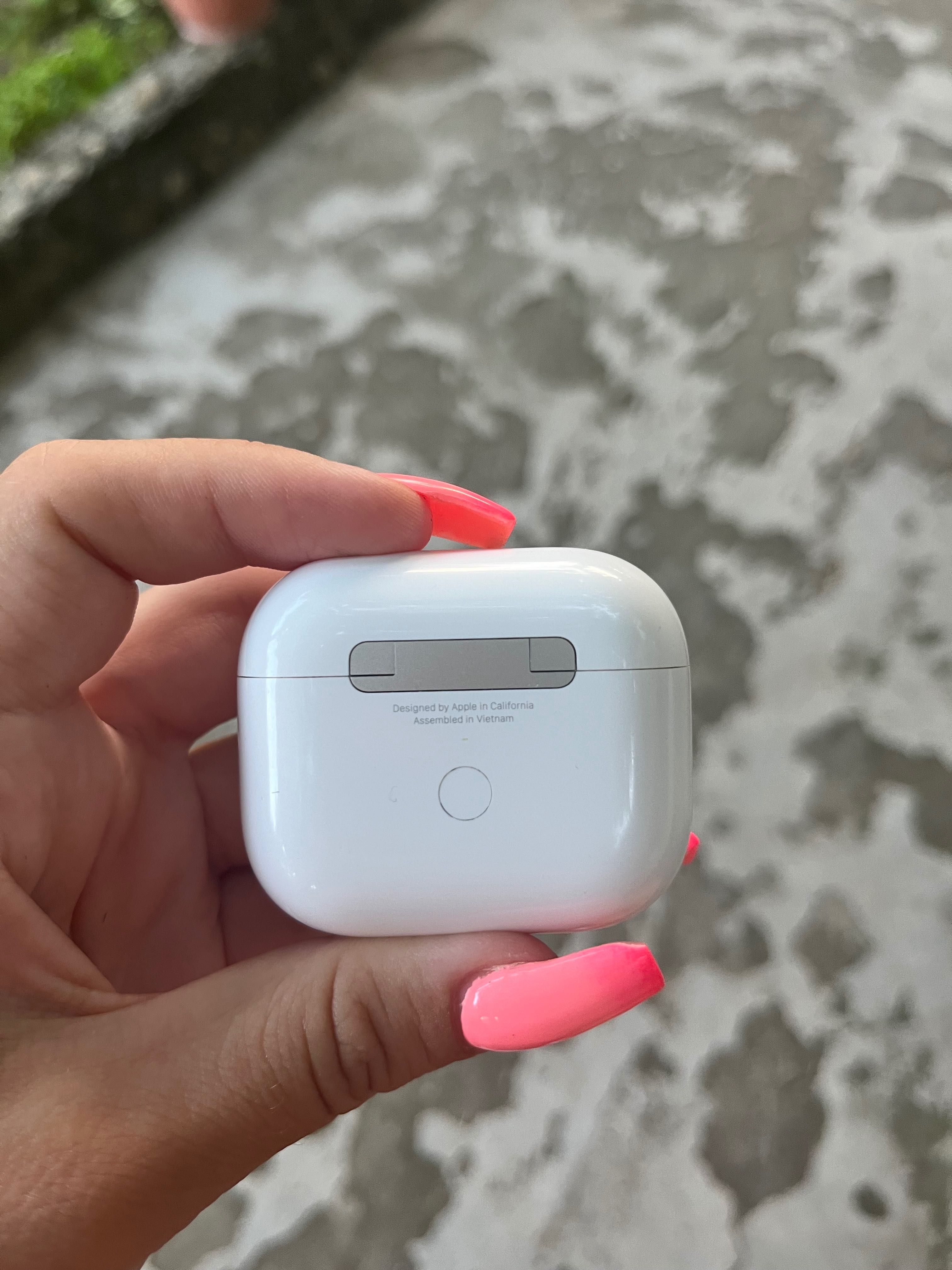 Apple AirPods 3 Generation