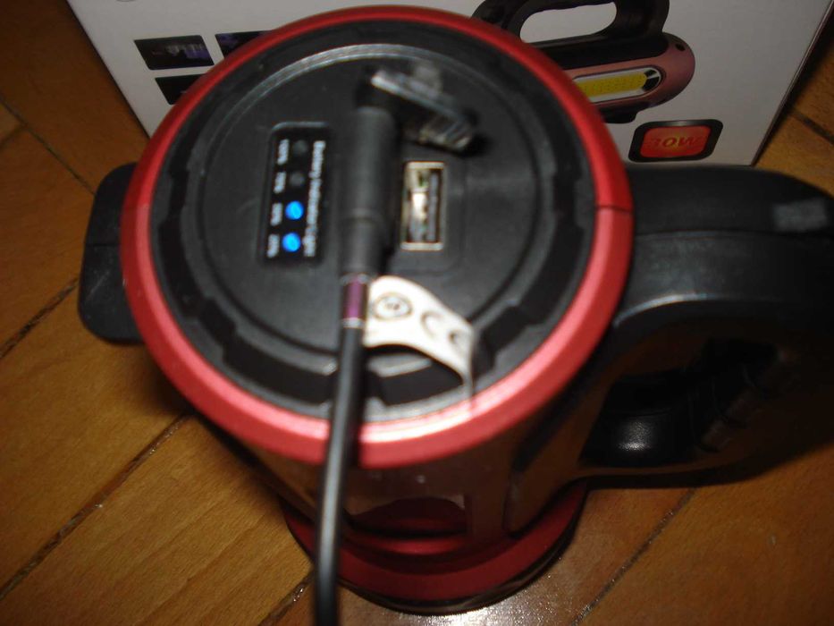 Lanterna de mana 30w cu acumulator 20000 pentru drumetii pescuit