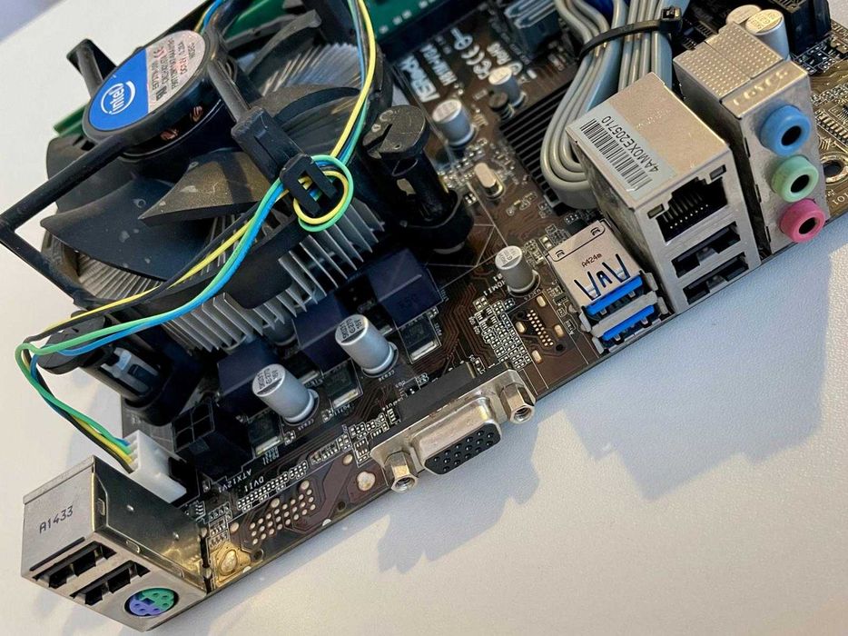 KIT i5 4590 + 8Gb 1600mhz + placa de baza Asrock