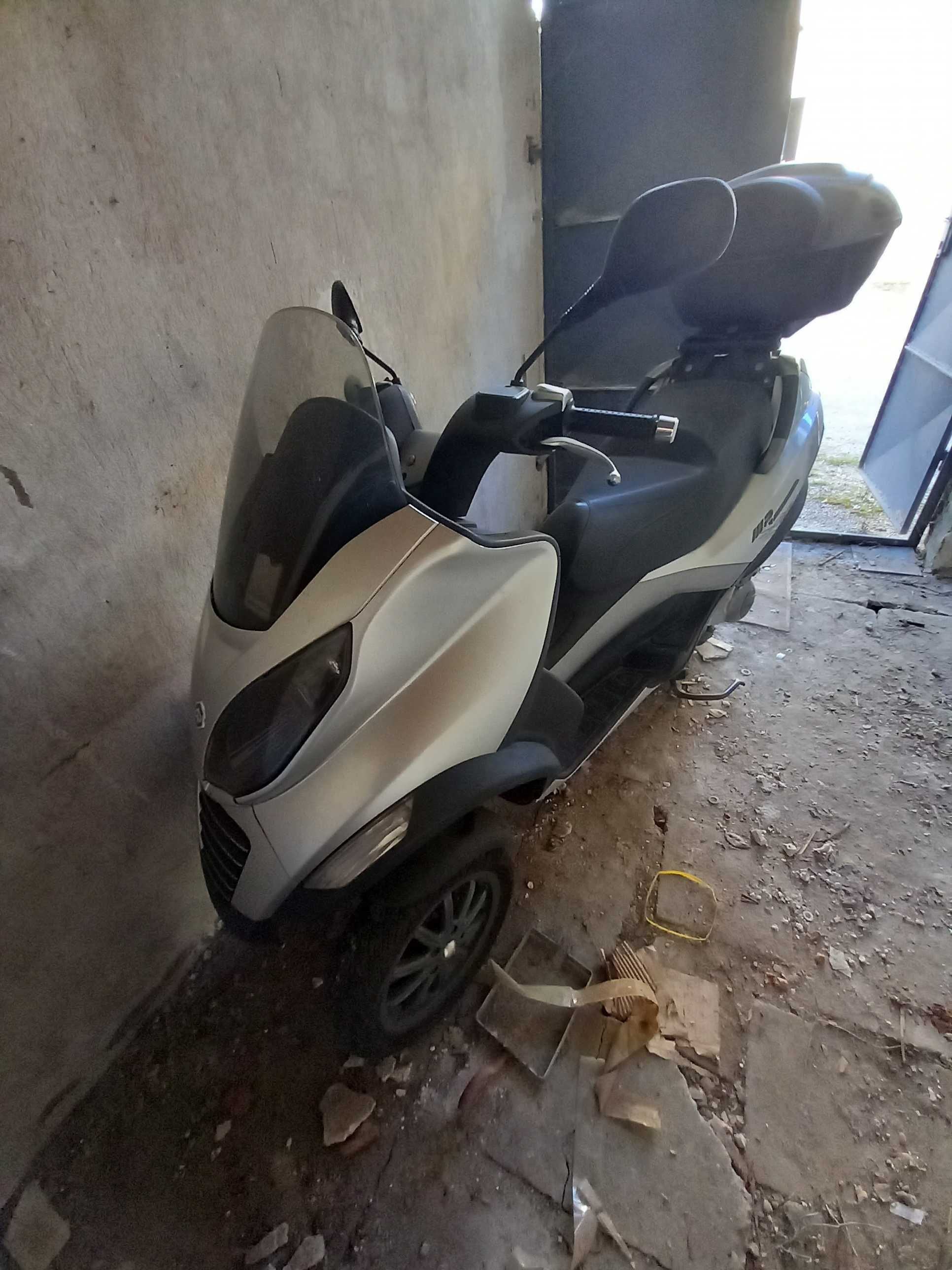 Piaggio MP3 125m