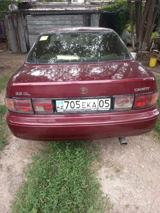 Продам Тайоту кимри надежного коня цена договорная в подарок 4 зимних