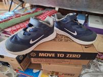 Nike revolution 6