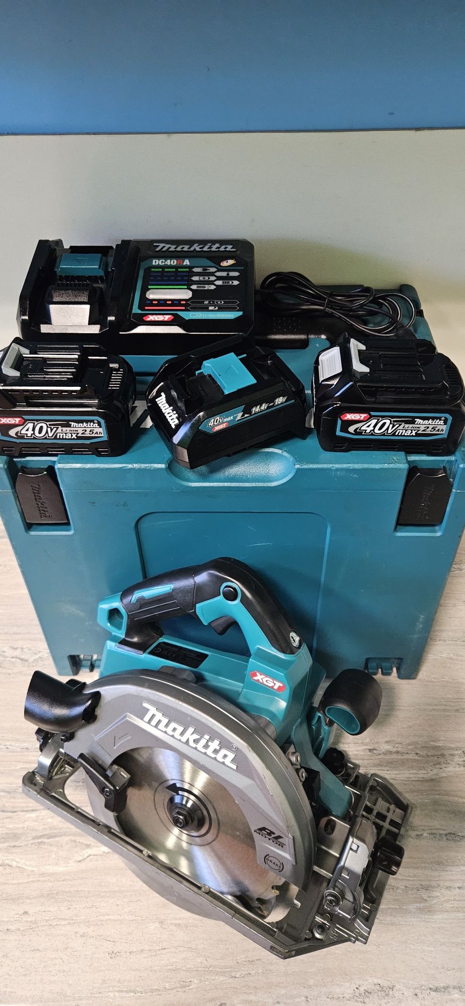 Makita Циркуляр Линеен Потапящ HS004G 40V.