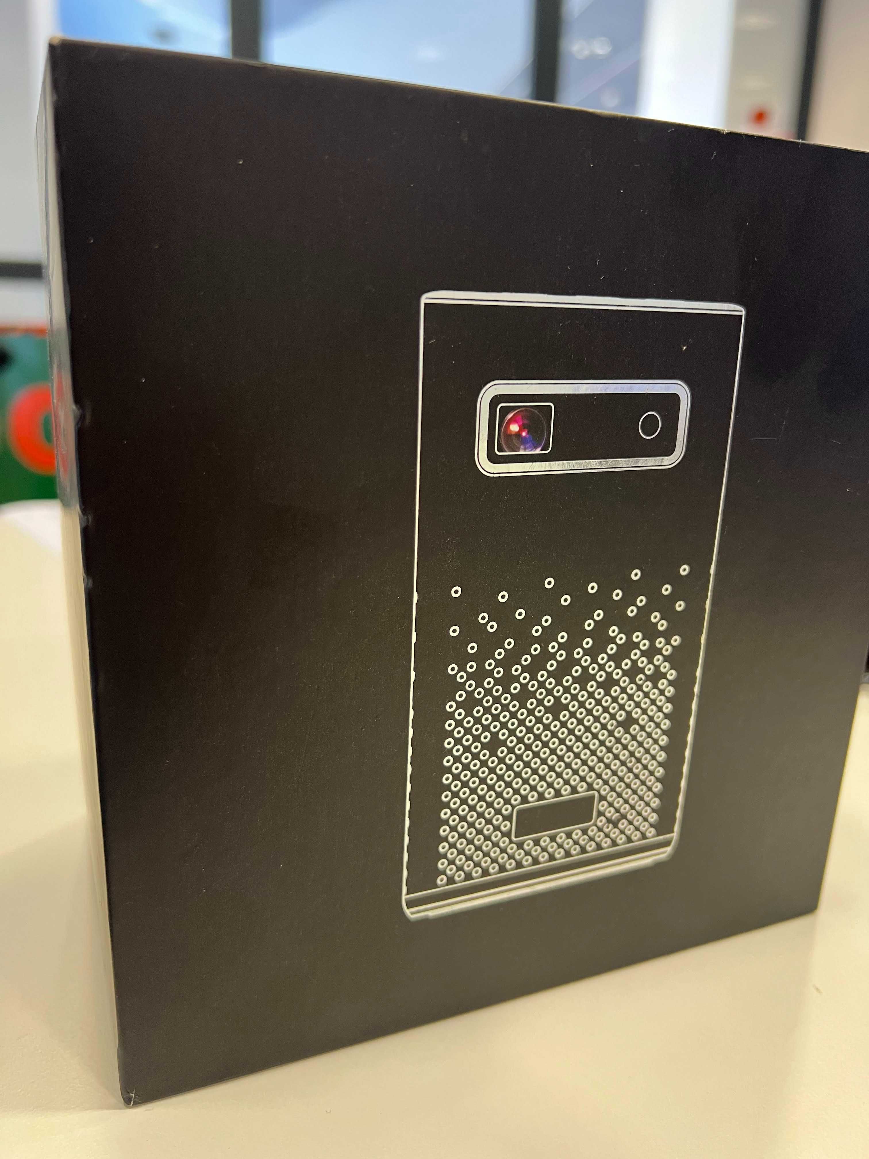 Проектор Byintek P20 с андроид тв