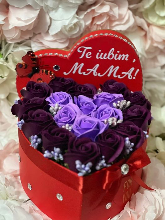 Realizez buchete din trandafiri de sapun