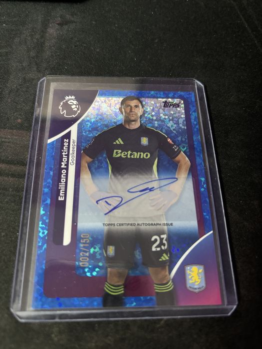 Продавам карти TOPPS / PANINI автографи