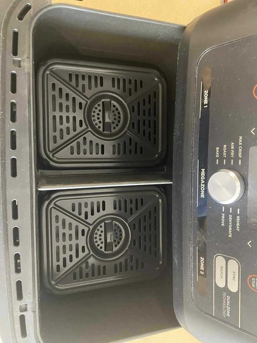 Фритюрник с горещ въздух Ninja AF500UК,10.4 л, 2470 W