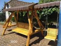 Balansoare si mobilier din lemn pentru gradina
