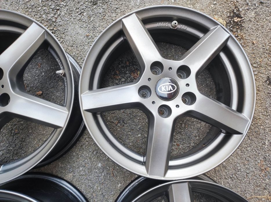 Хюндай; Киа – 16 цола 5x114,3; 4 бр. лети джанти, цвят графит