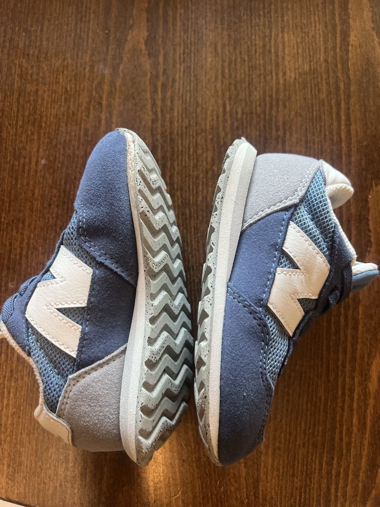 Маратонки детаки new balance