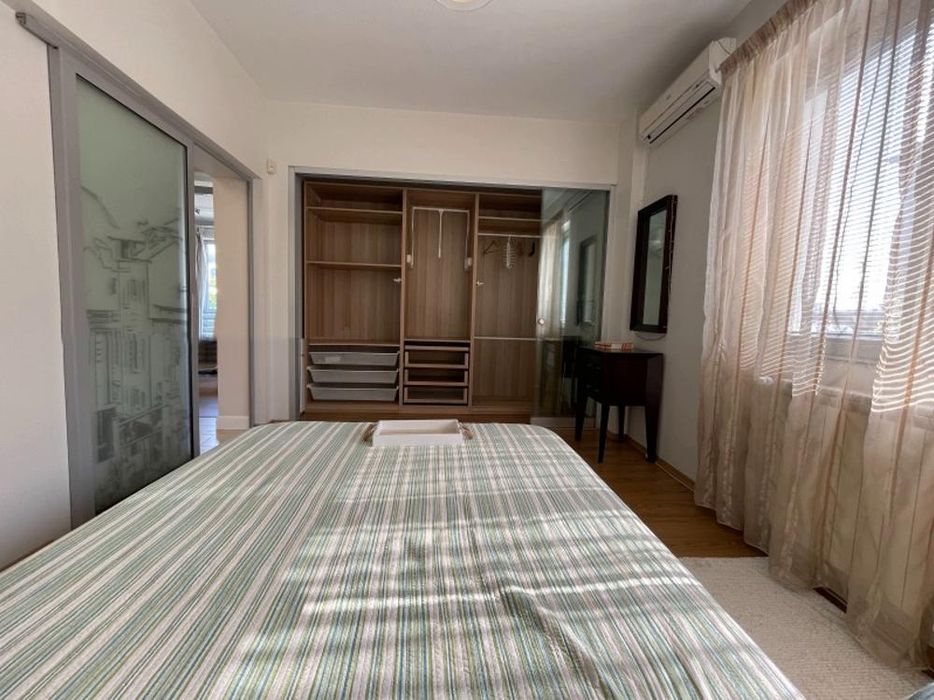 Дава се под наем Тристаен апартамент в София, Център - 100 кв.м за 1090 € - Снимка #7