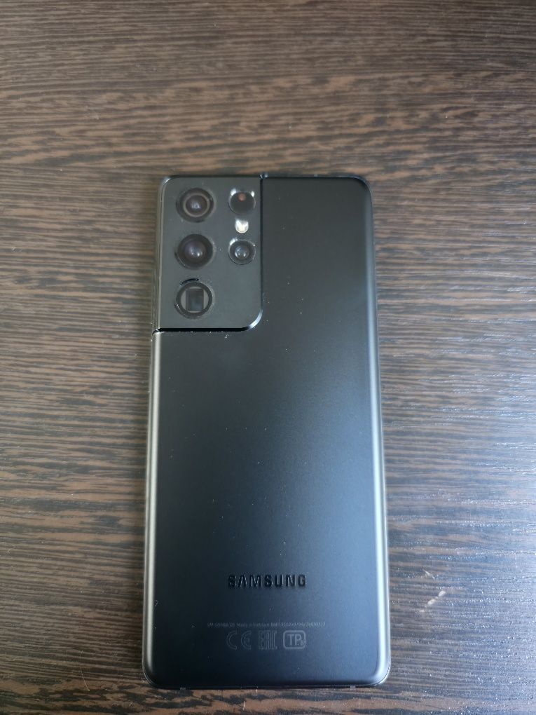 Продам Samsung S21 ultra в идеальном состоянии
