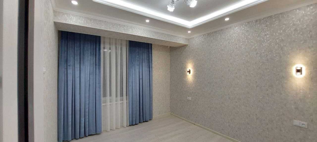 3х комнатная квартира в новостройке на районе Саттепо