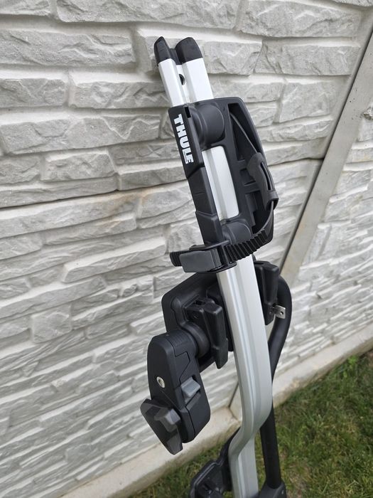 Vand suport auto Thule  bicicleta