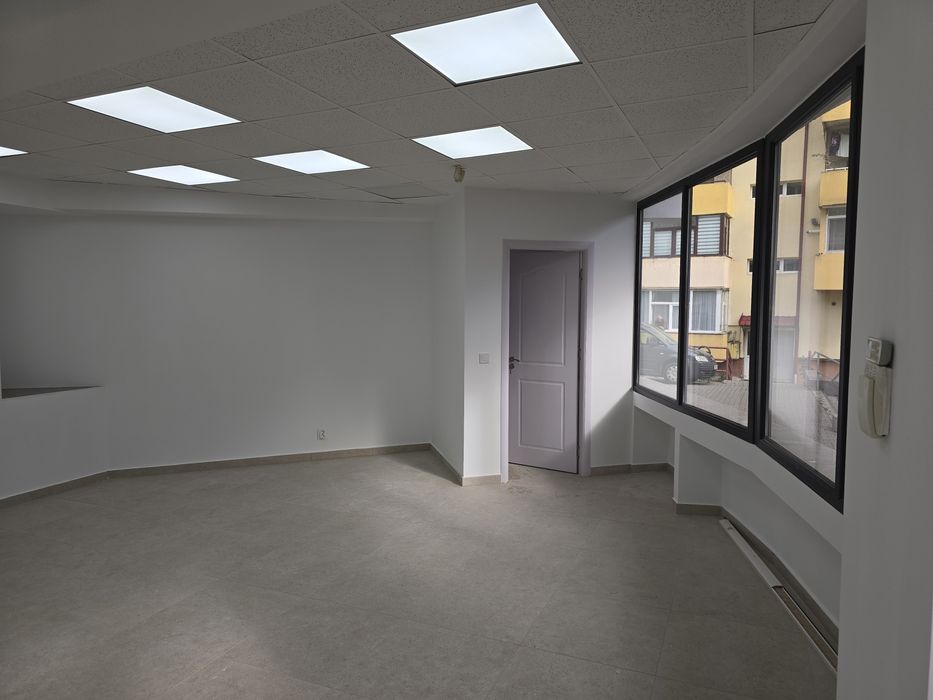 SPATIU de  închiriat