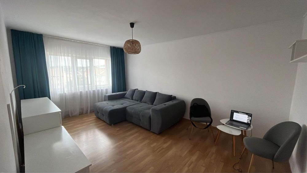 Inchiriez apartament 3 camere in stadion