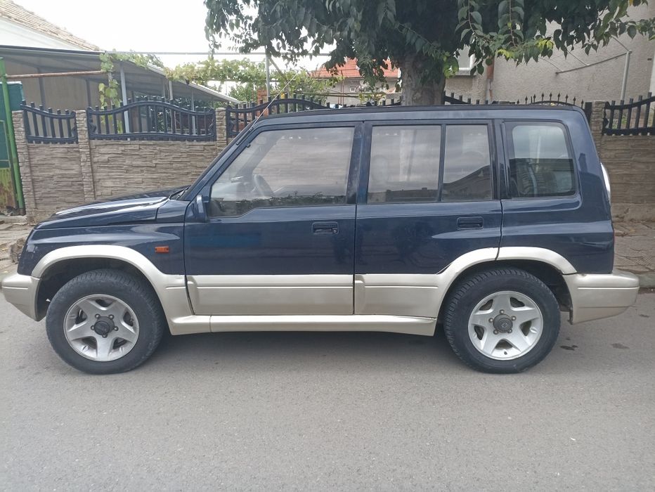 SUZUKI 4x4  2.0 i