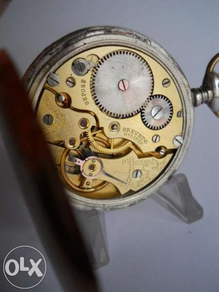 стар джобен часовник перфекен