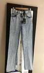 Blugi Dsquared noi cu eticheta