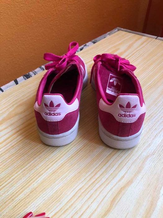 кецове от естествен велур Адидас