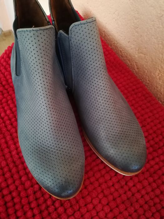 Ghete noi Tamaris piele nr 36