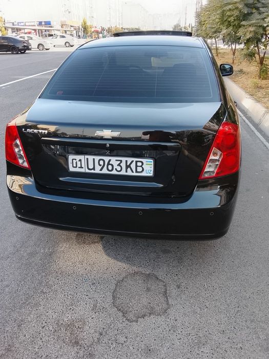 Продам автомобиль Chevrolet Gentra