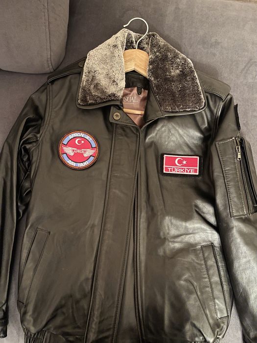 Стильная кожаная куртка - новая!