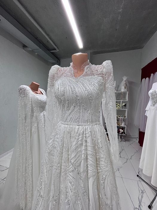 Свадебное платье