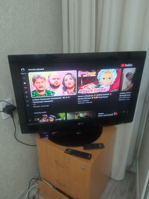 Смарт телевизор LG 82 cm WiFi YouTube