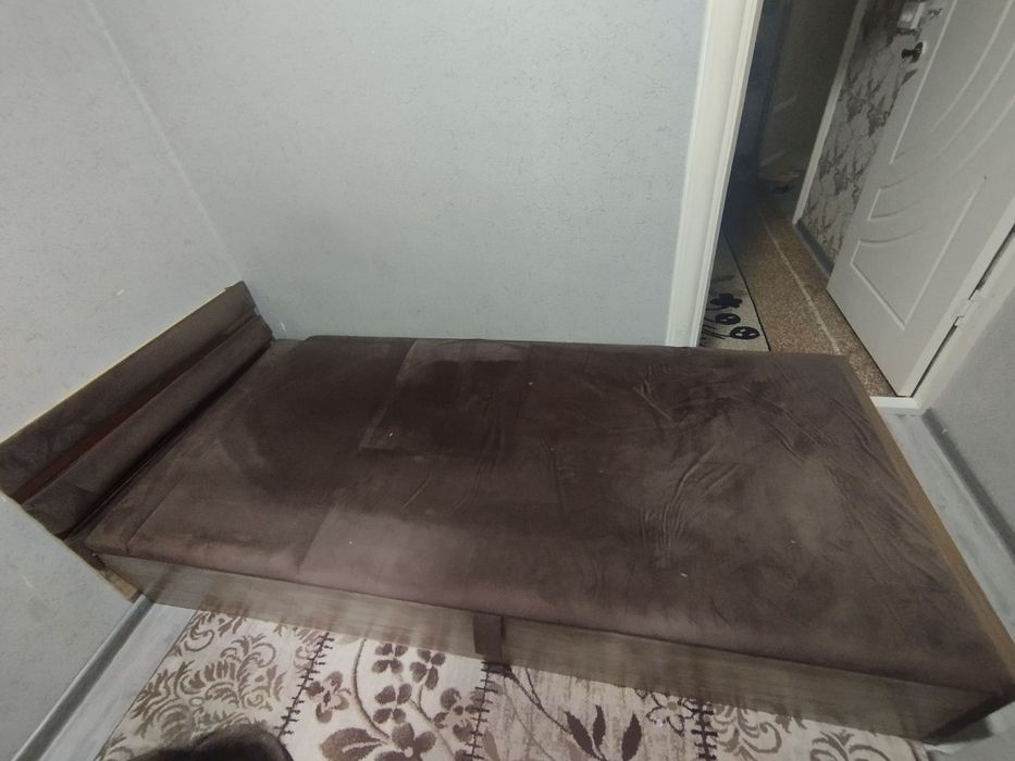 Sorojna sotiladi narxni kelishamiz