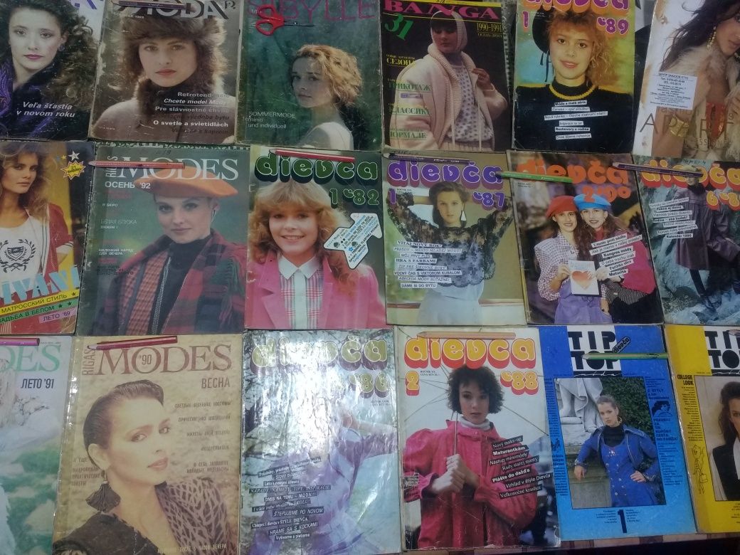 2  Журналы мод разные 90 х годов.