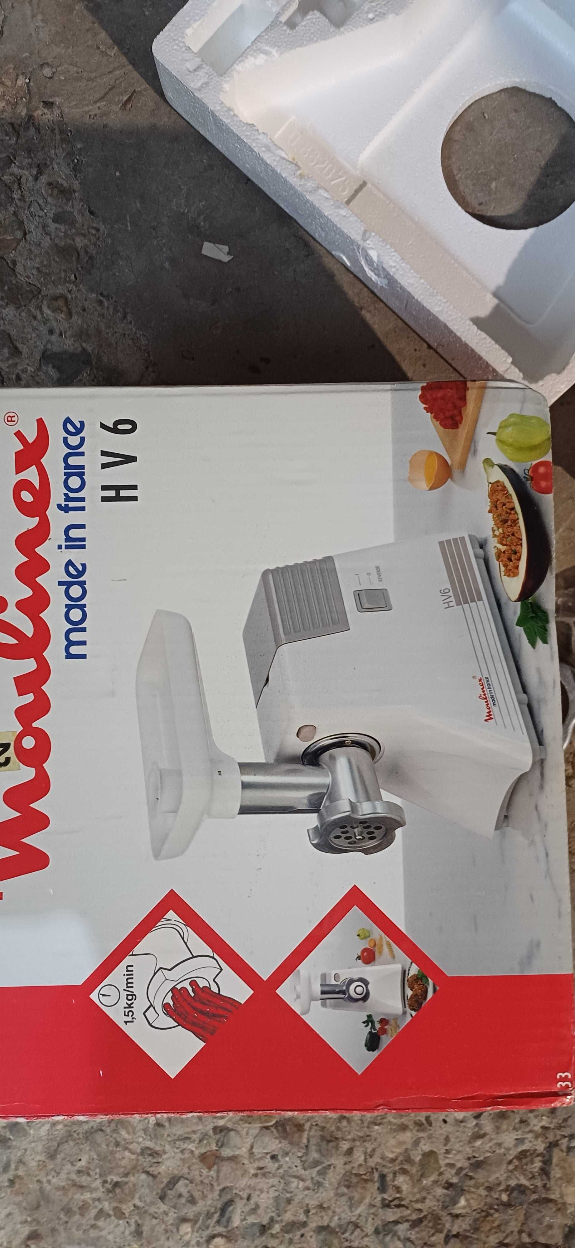 Полупрофесионална месомелачка марка Moulinex- оригинална