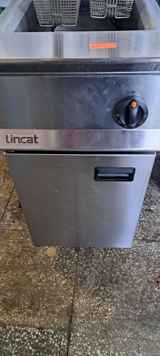 Фритюрник професионален LINCAT на газ