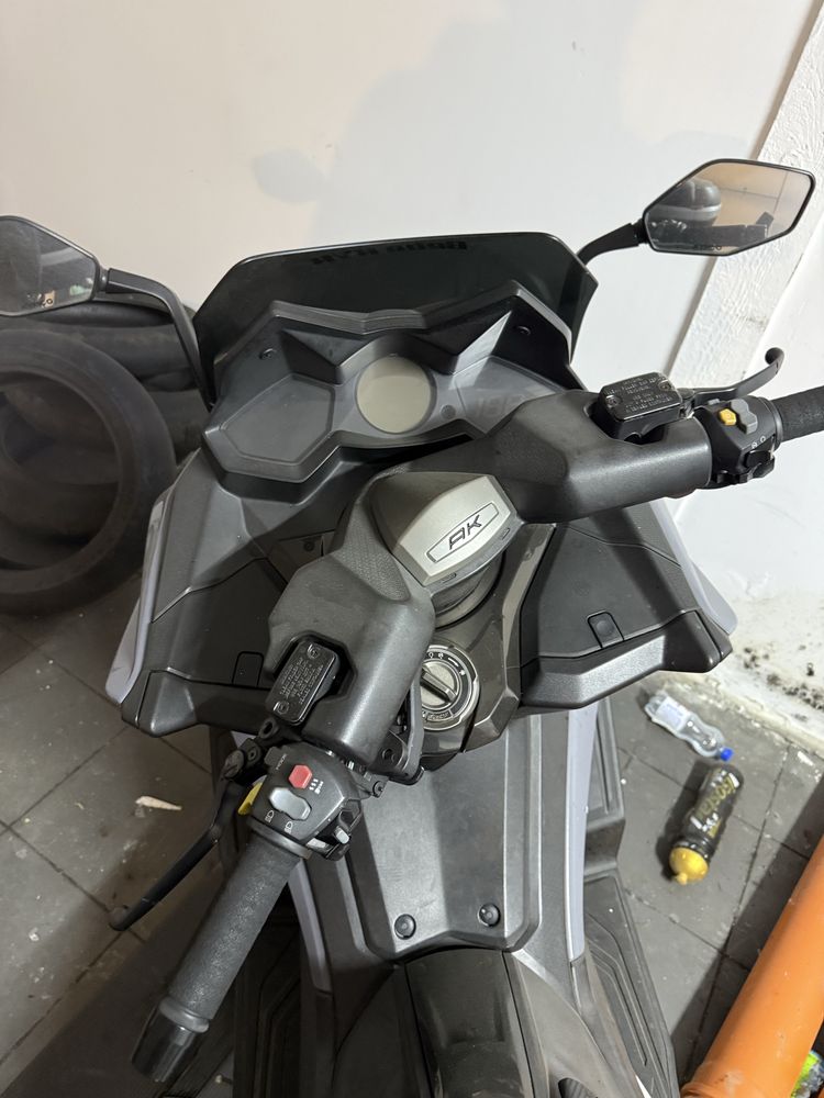 Vand Kymco AK 550