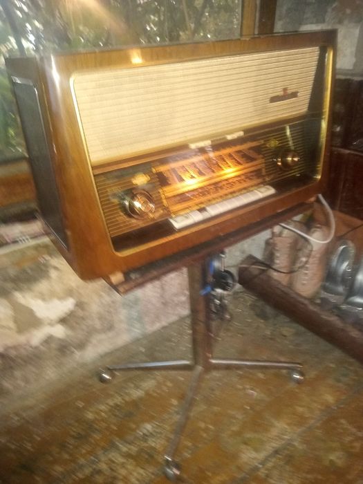 Radio cu lămpi Nordmende Othello 4x5 w stereo