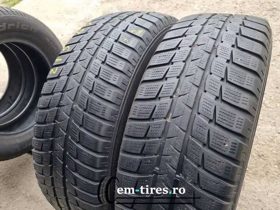 SET 2 Anvelope Iarna 215/65 R16 SUMITOMO WT200 98H
