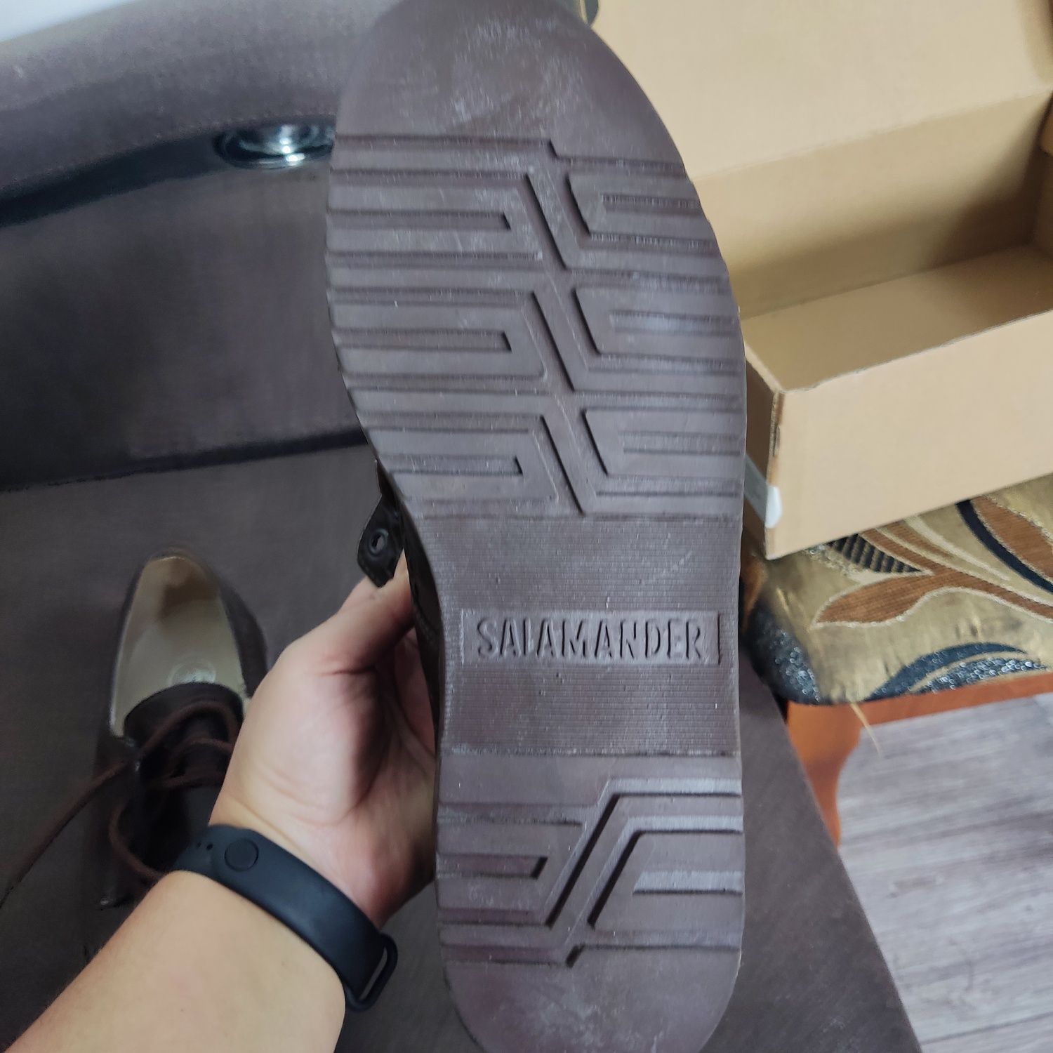 Продам мужские туфли Salamander