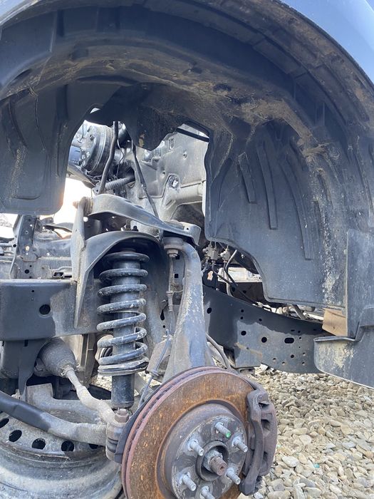 Fuzetă dreapta față Nissan Navara D23 NP 300 2017